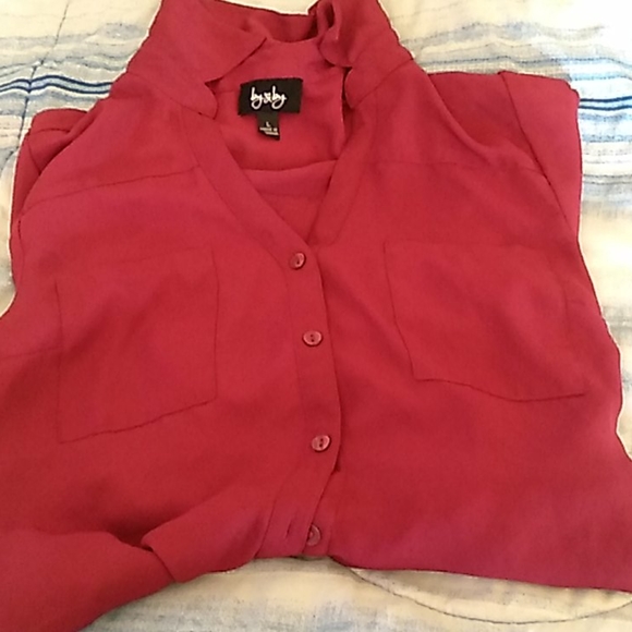 Maroon Blouse - Picture 4 of 4